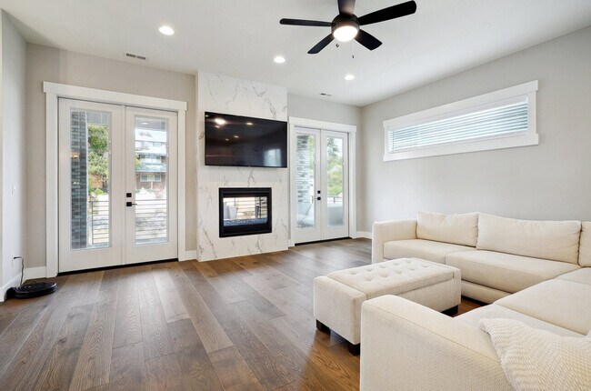 Foto del edificio - 7457 S 129th St