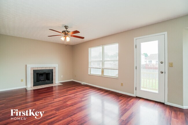Building Photo - 2926 Fenwood Dr