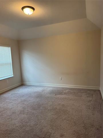 Building Photo - 2724 Southampton Dr