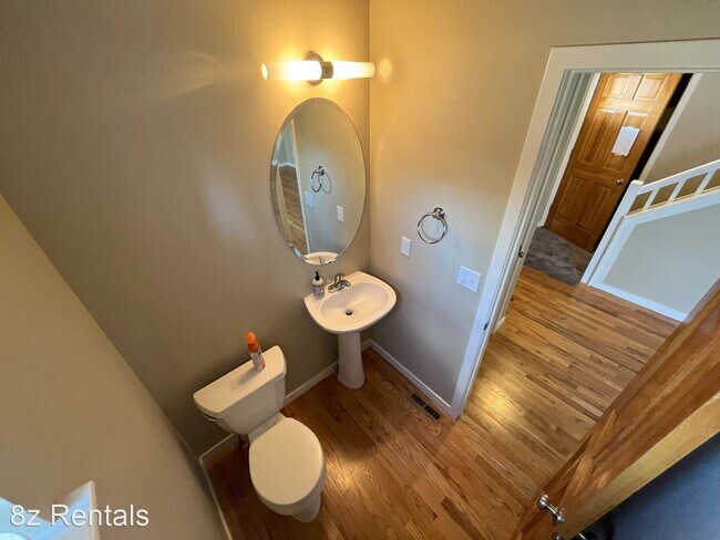 Building Photo - 3 br, 3.5 bath House - 611 Tantra Drive
