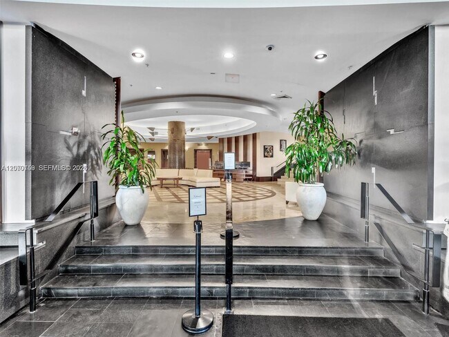 Foto del edificio - 1500 Bay Rd