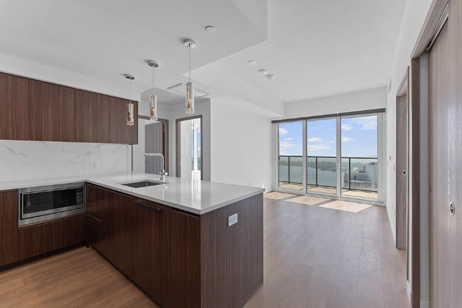 Building Photo - 3 Concord Cityplace Way