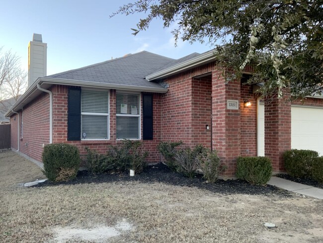 Building Photo - 13151 Cleburne Dr