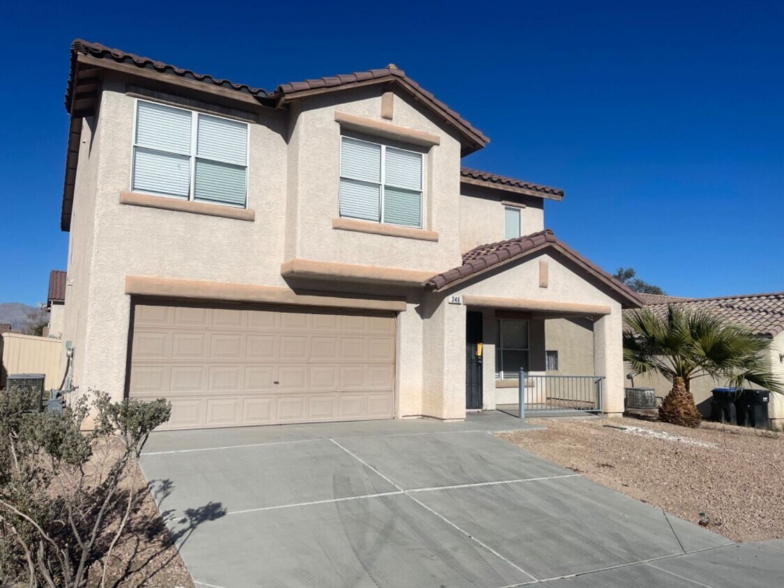 Foto principal - WONDERFUL 4BD/2.5BA WITH LOTS OF ROOM!