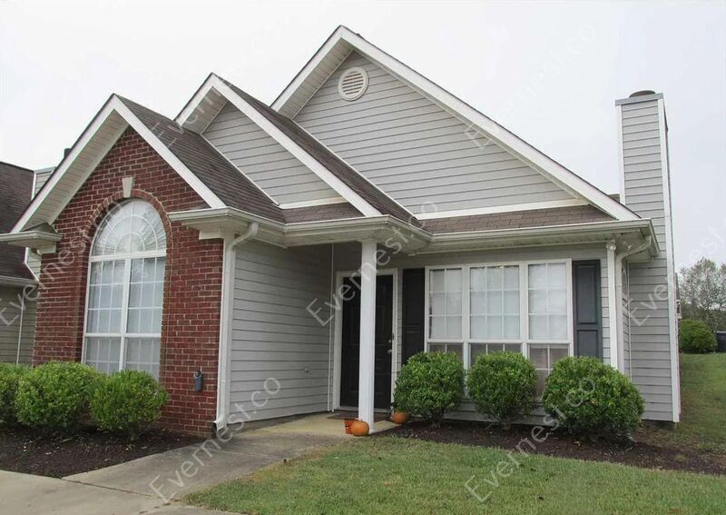 323 Camden Cove Cir, Calera, AL 35040 House Rental in Calera, AL