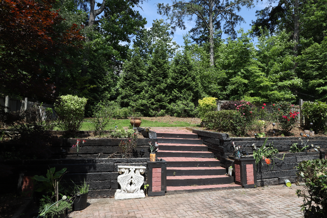 Building Photo - 11395 Vedrines Dr