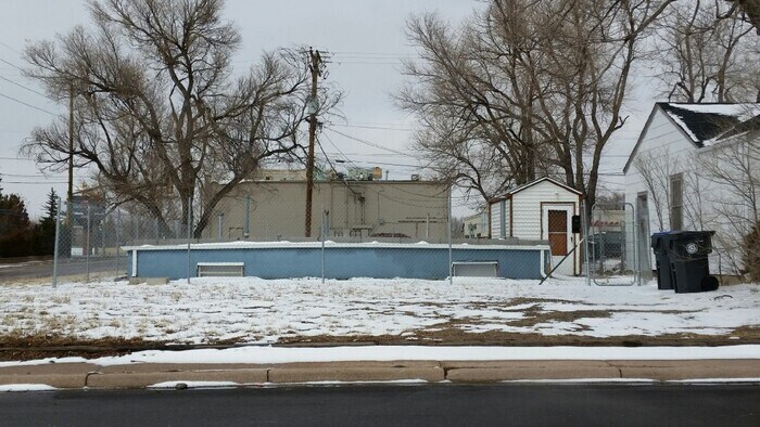 Primary Photo - 2300 E 13th St