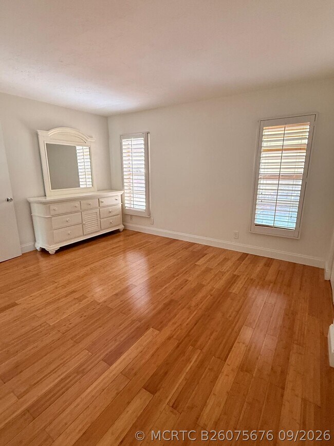 Foto del edificio - 342 Southwind Dr