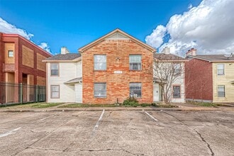 Building Photo - 12710 Leader St