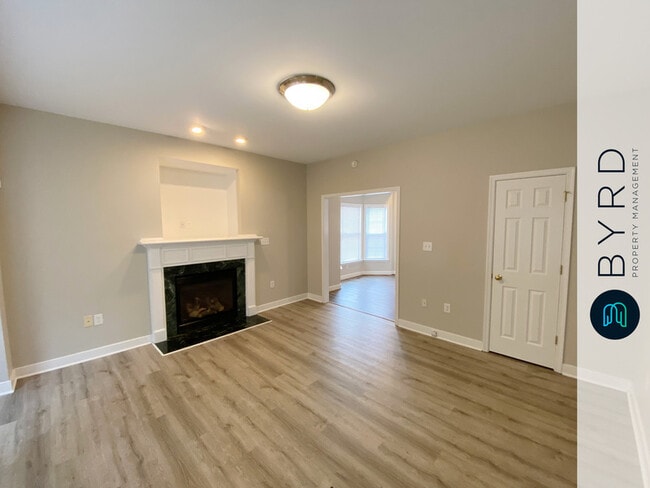 Foto del edificio - 1721 Lakeview Ave