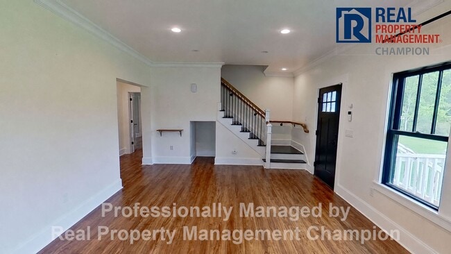 Photo - 213 Saps Road House