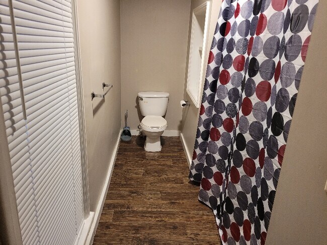 Foto del edificio - 1010 N Pine St