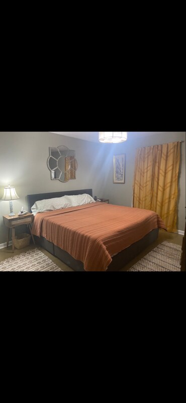 Foto del edificio - 815 W Rodney Dr