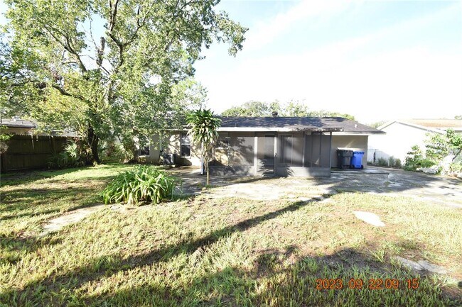 Building Photo - 3667 Sugarcreek Dr