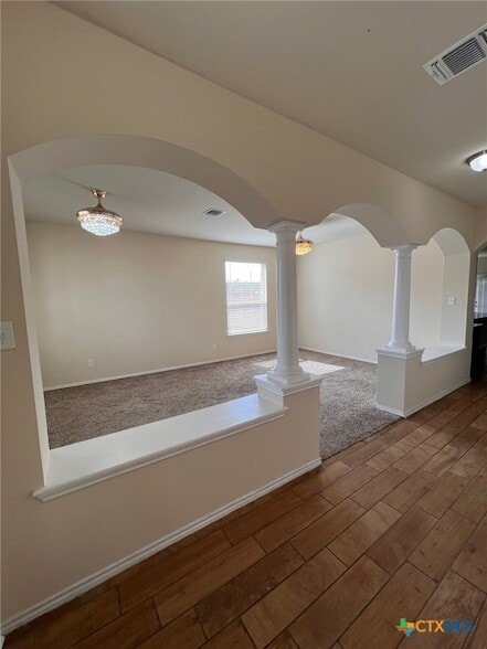 Building Photo - 2520 Dante Ct