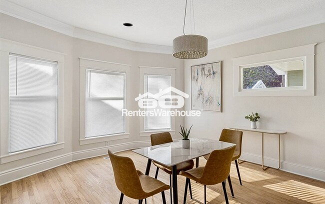 Building Photo - 544 36th St
