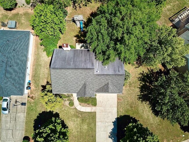 Building Photo - 10140 Lauren Hall Ct