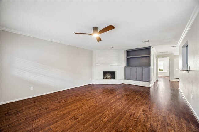 Foto del edificio - 727 Bunker Hill Rd