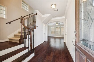Building Photo - 3002 Soutine St