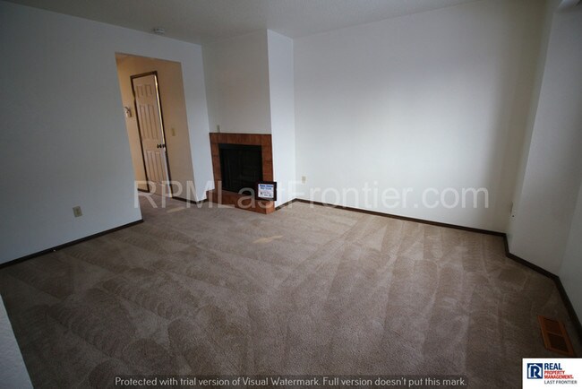 Building Photo - 7140 Bearfoot Dr