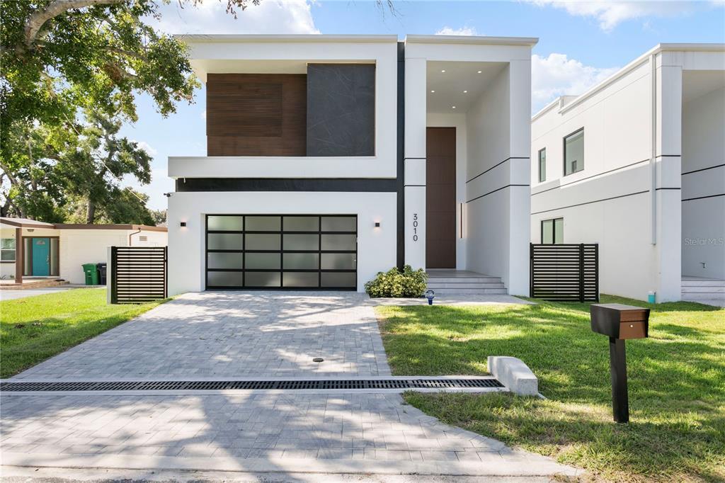 Foto principal - 3010 W Trilby Ave