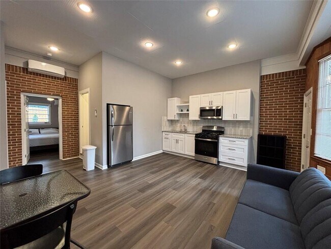 Foto del edificio - 4473 Chamblee Tucker Rd