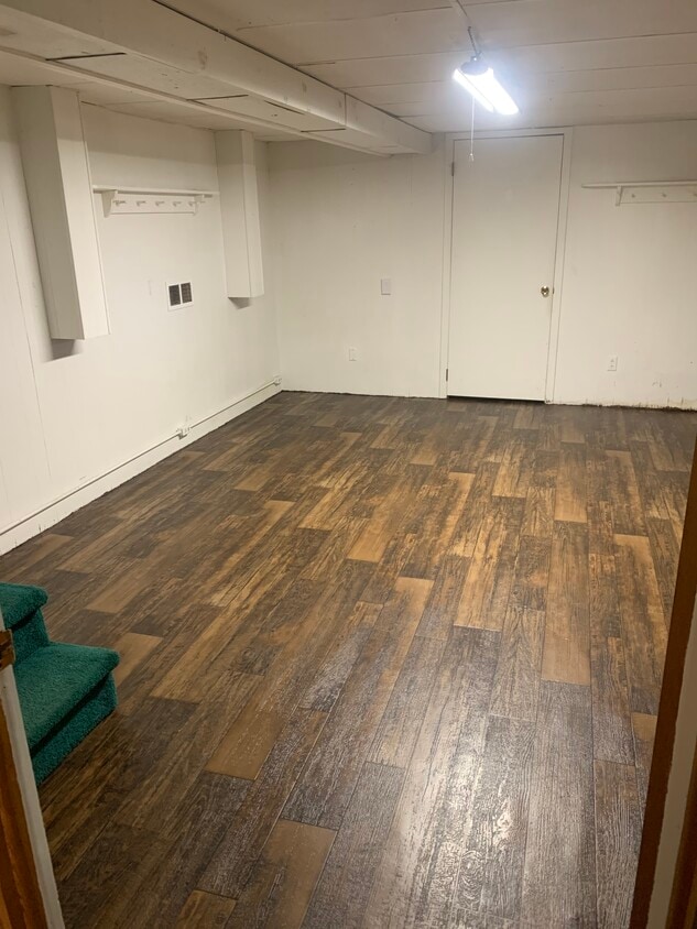 1948 Whetstone St apt B, Bucyrus, OH 44820 Apartments in Bucyrus, OH