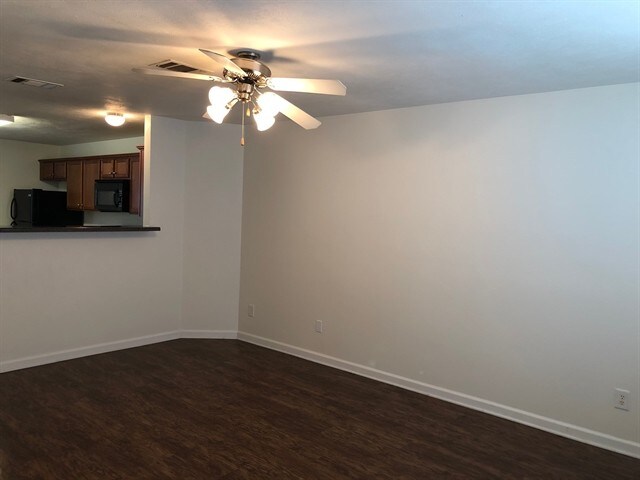 Building Photo - 8060 Logan Drive