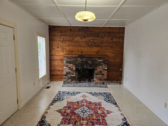 Building Photo - 513 NW 19th St