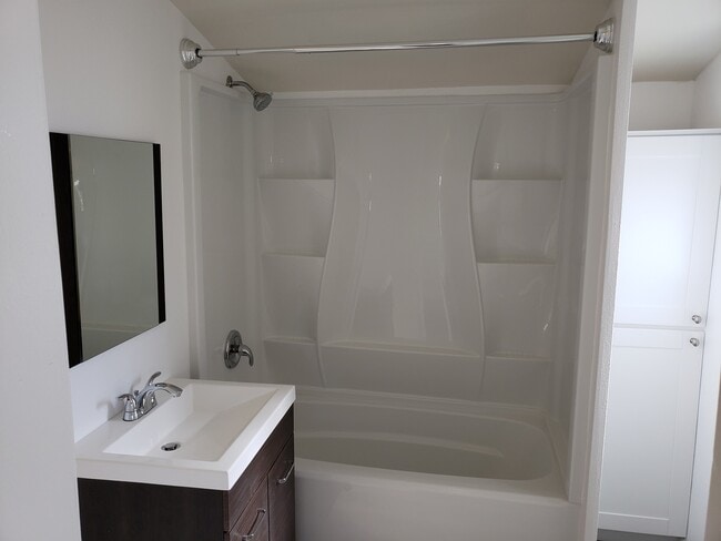 Building Photo - 4409-4413 Alabama St.