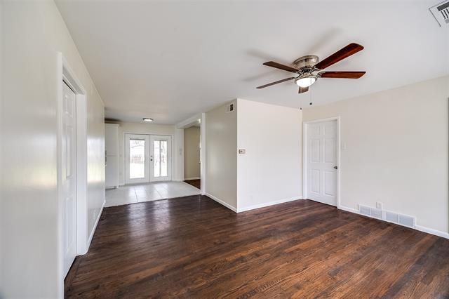 Building Photo - 3071 Larry Dr