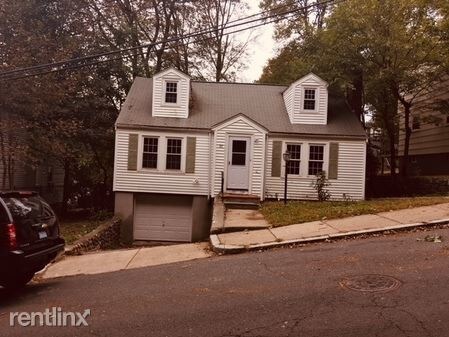 Building Photo - 28 Adair Rd