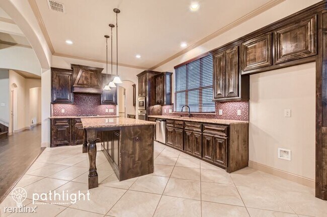 Building Photo - 4 br, 4 bath House - 788 Deverson Dr UNIT