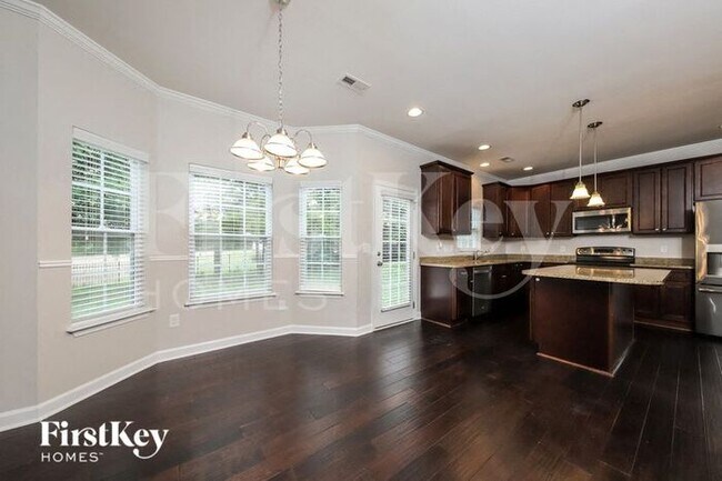 Foto del edificio - 132 Bethel Oaks Ct