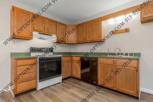 Building Photo - What a sweet ranch!