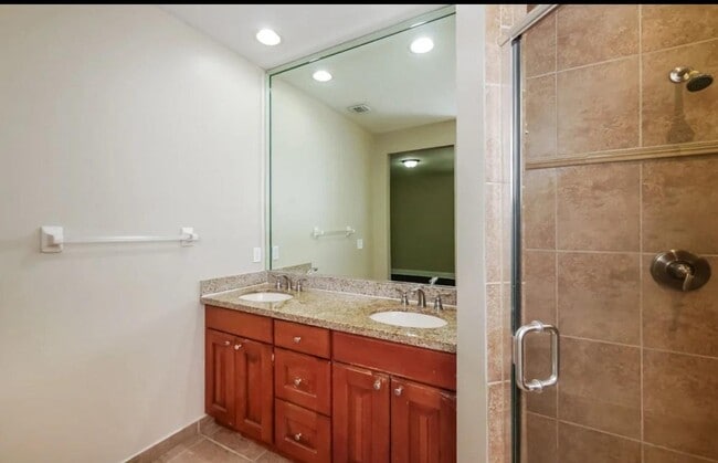 Foto del edificio - 3720 SW 69th Ave