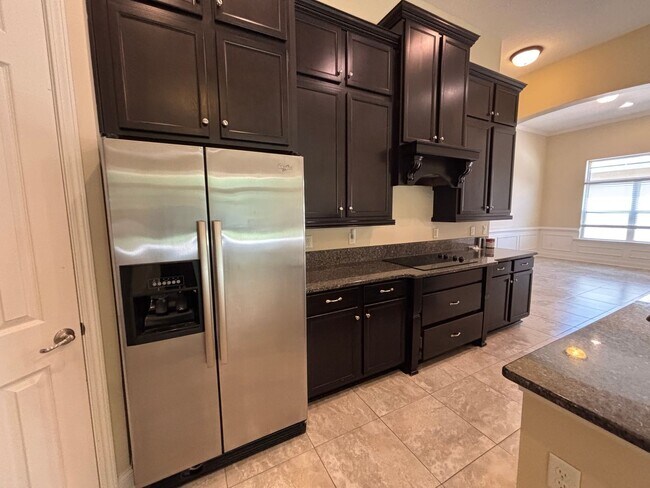 Foto del edificio - Spacious 4BR/3BA Home with 3-Car Garage, Bonus Office & Covered Patio in St Johns!