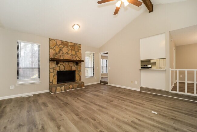 Foto del edificio - 1640 Clearstone Dr