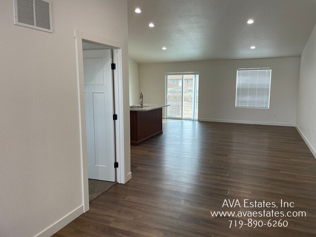 Foto del edificio - 970 S Coral Pl