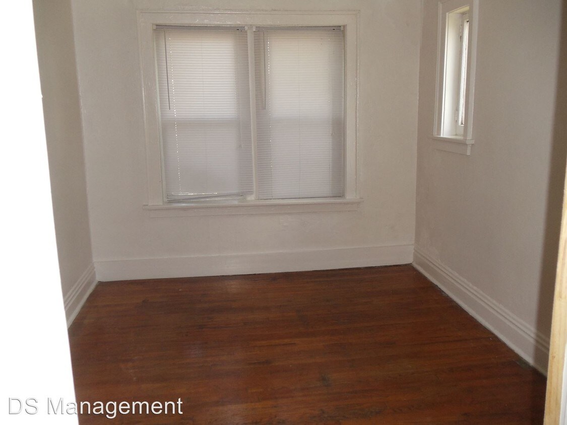 Building Photo - 3761 Meramec St