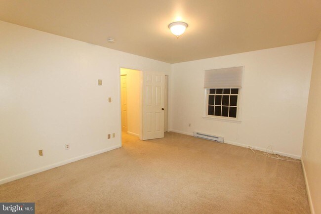 Foto del edificio - 652 Mill Ln