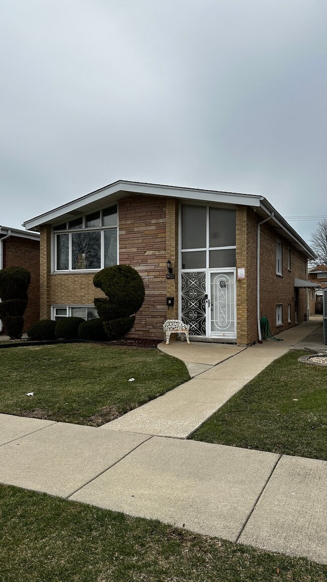 Photo - 1603 N 22nd Ave Apartment