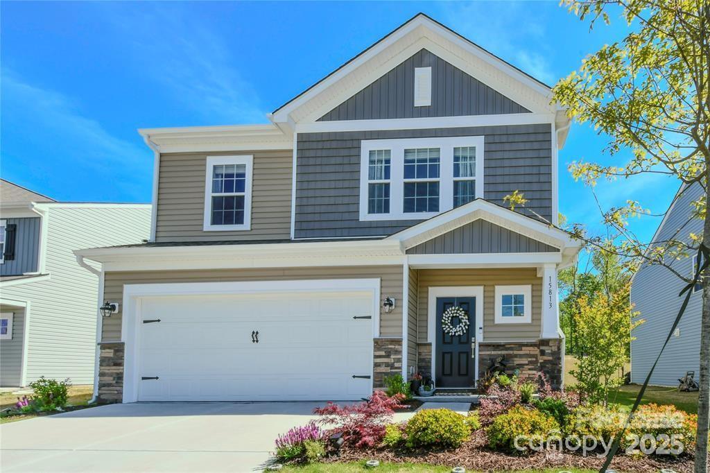 Foto principal - 15813 Capps Rd