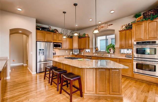 Foto del edificio - 10013 Oak Knoll Terrace