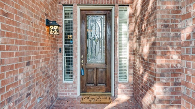 Building Photo - 15603 Twisting Springs Dr