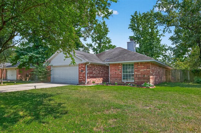 Foto del edificio - 6719 Woodland Oaks