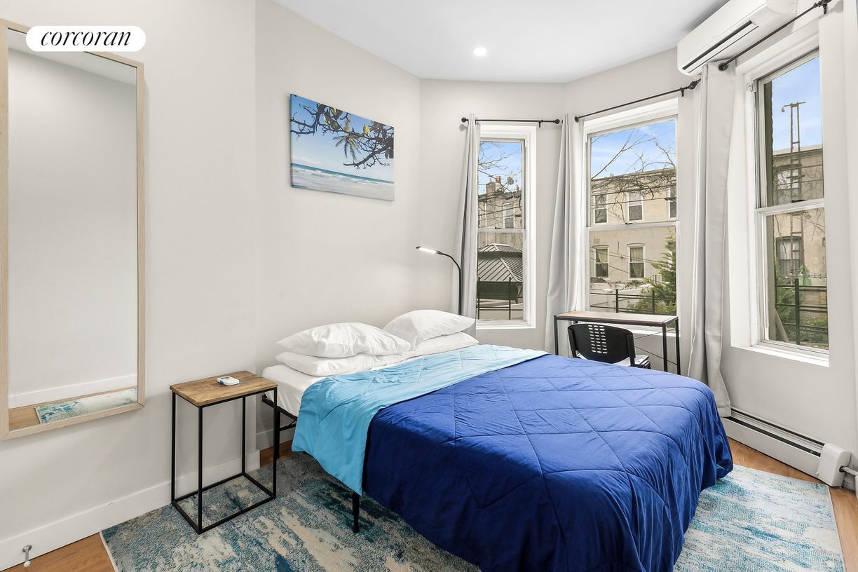 Foto principal - 254 Maple St