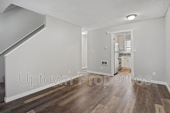 Building Photo - 8045 NE Flanders St