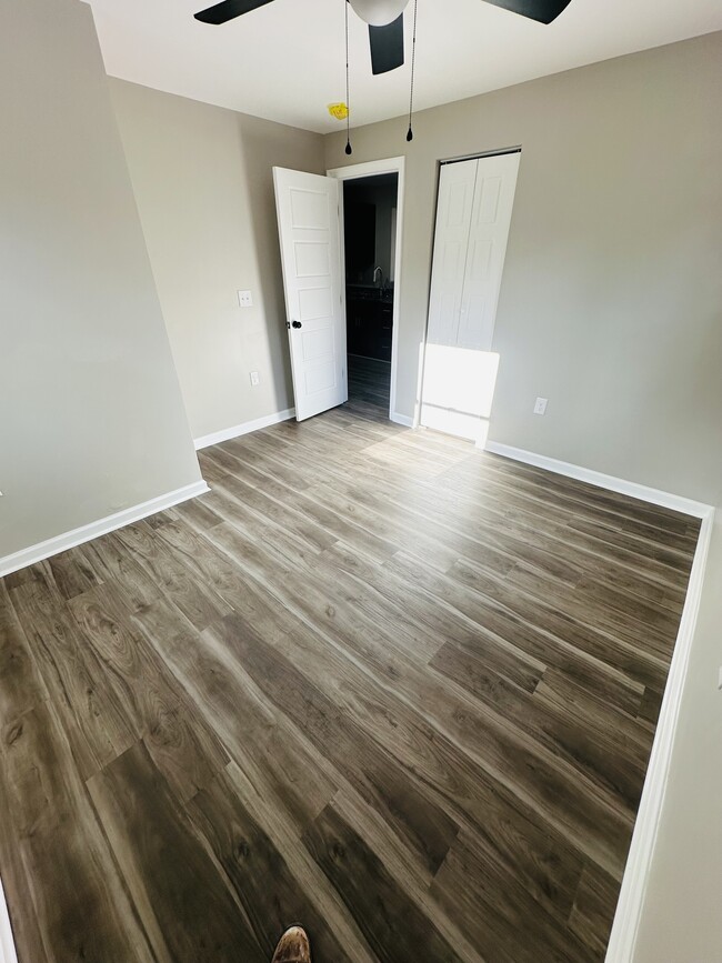 Photo - Glenwood Apartment