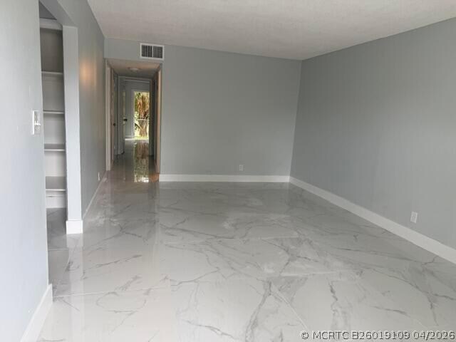 Foto del edificio - 4210 Riverside Dr